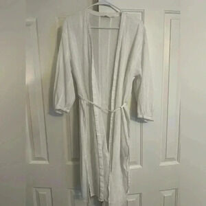 Uniqlo White Gauze Wrap Size Medium